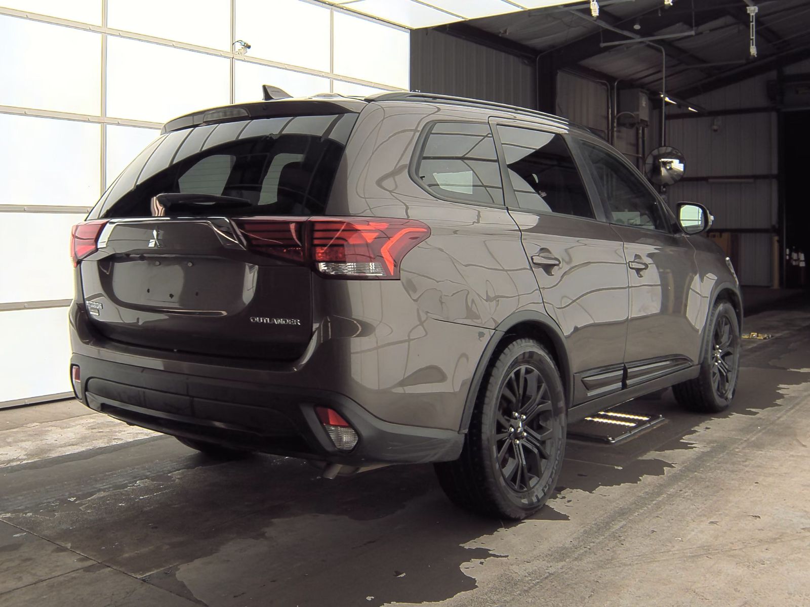 2018 Mitsubishi Outlander LE FWD