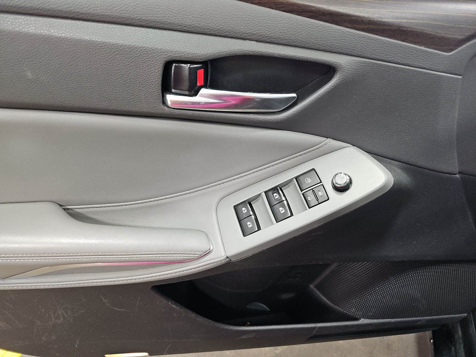 2021 Toyota Avalon XLE FWD