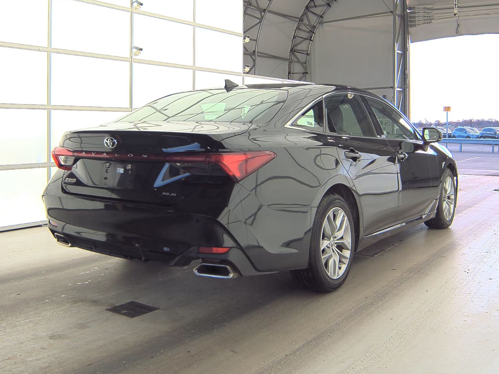 2021 Toyota Avalon XLE FWD