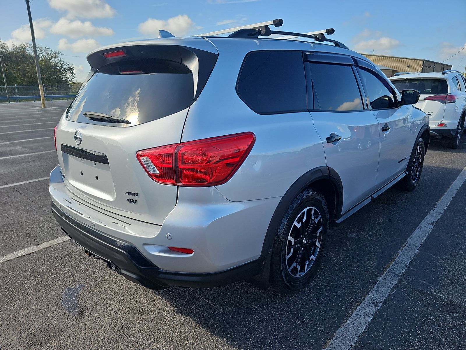 2020 Nissan Pathfinder SV AWD