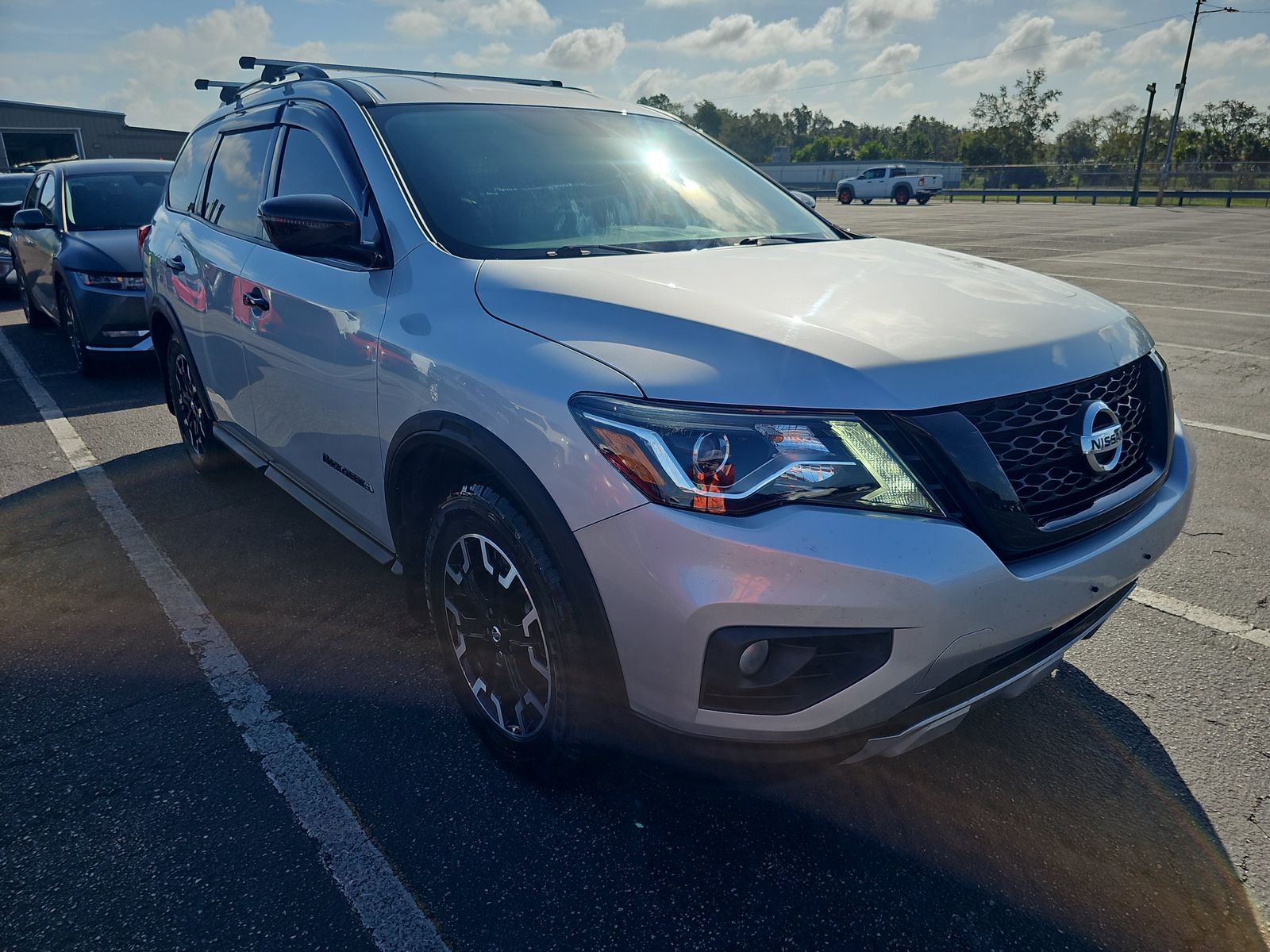 2020 Nissan Pathfinder SV AWD