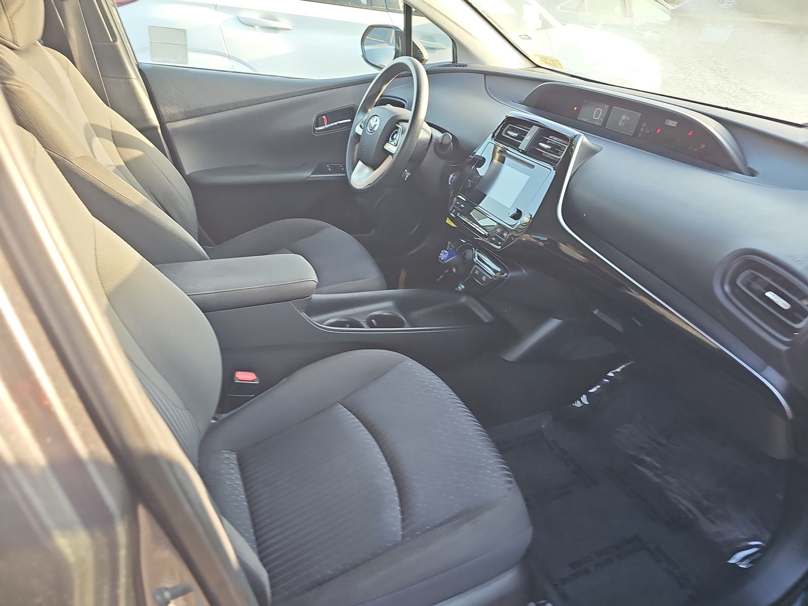 2017 Toyota Prius Two FWD