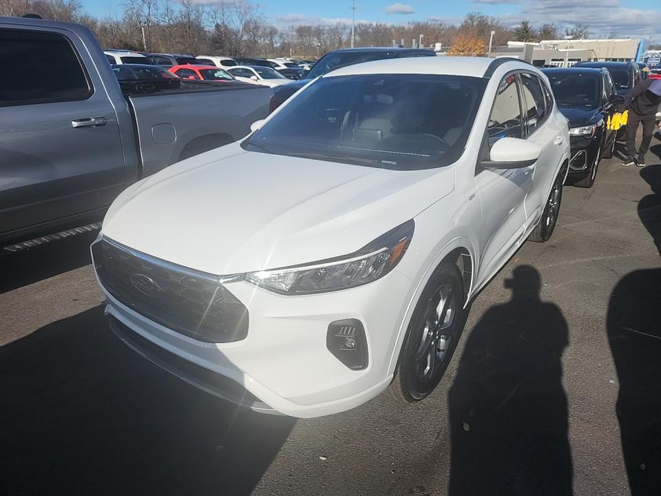 2023 Ford Escape Hybrid ST-Line Select