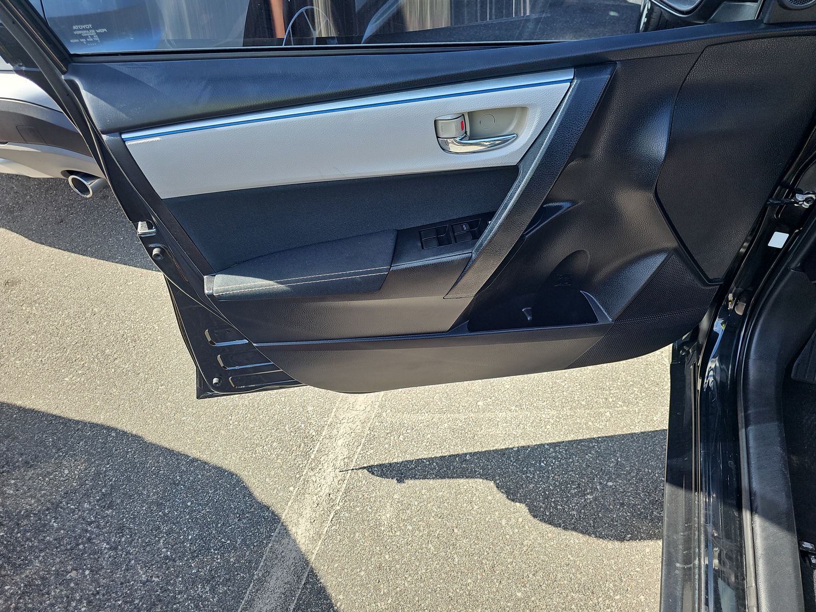 2016 Toyota Corolla LE FWD