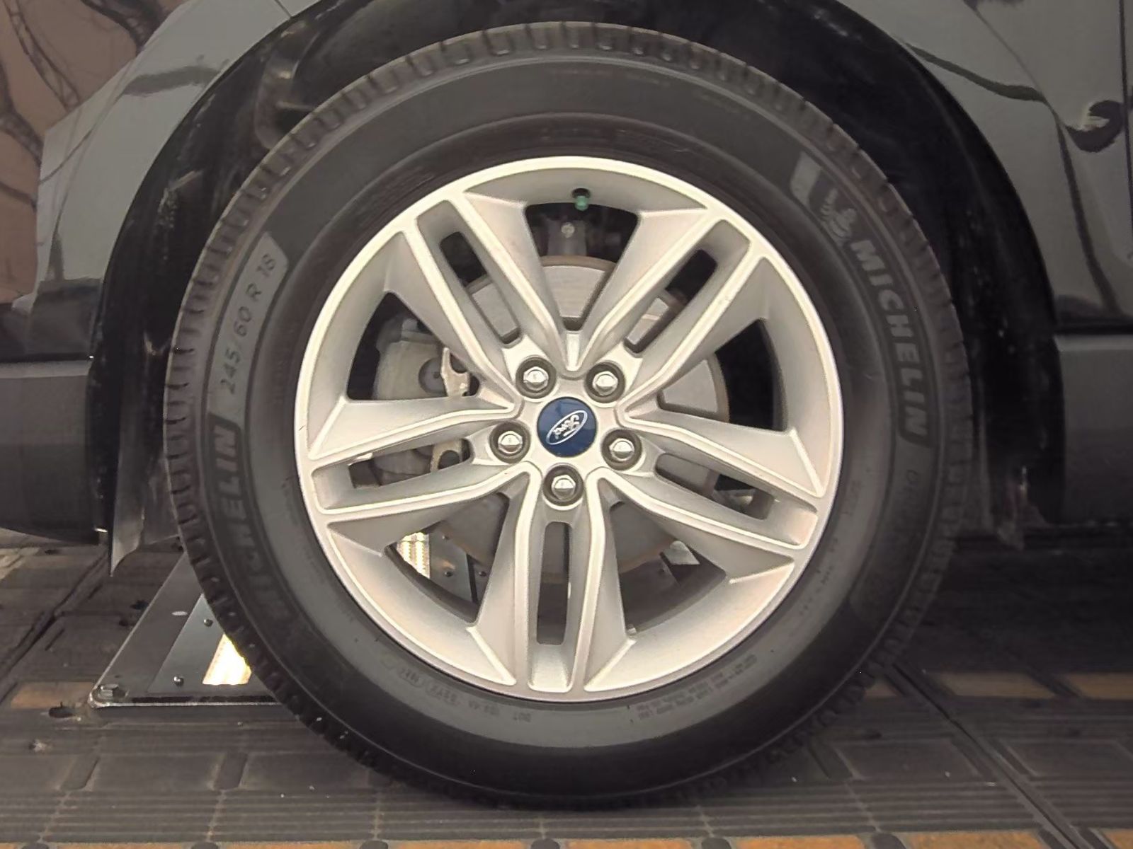 2018 Ford Edge SEL FWD