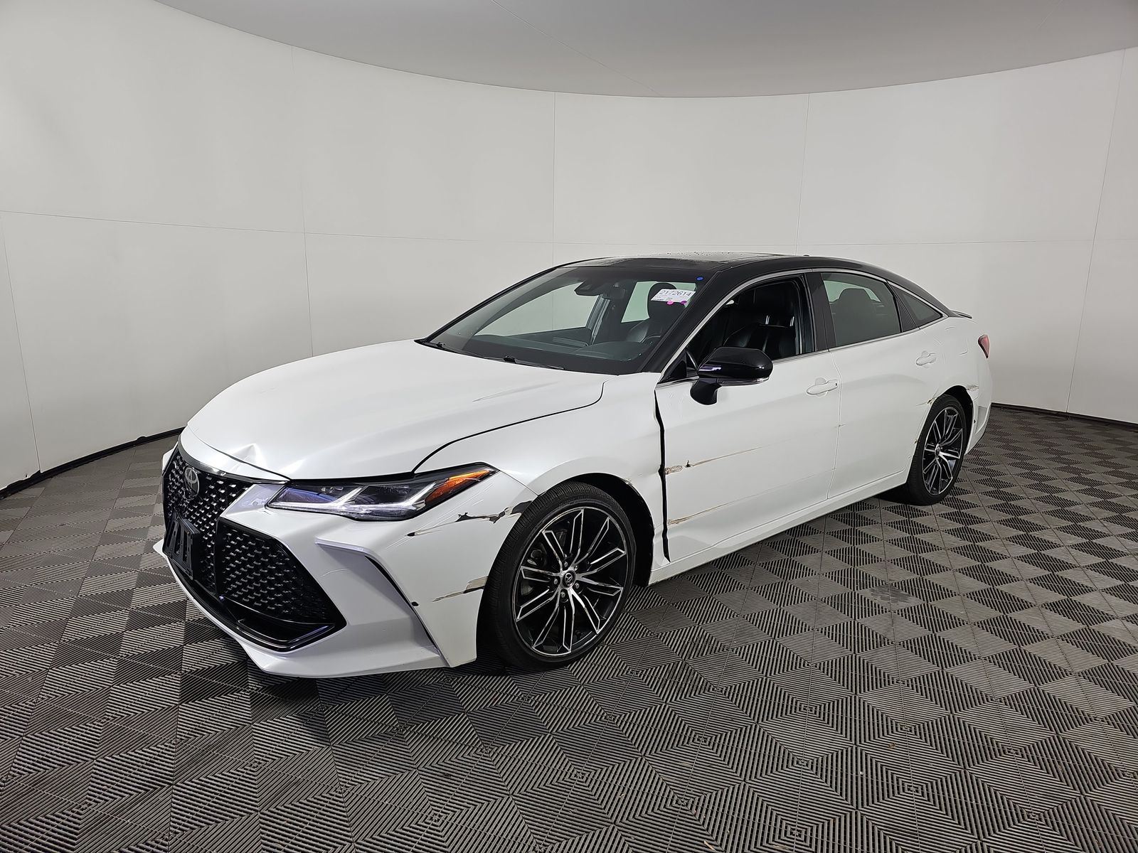 2019 Toyota Avalon Touring FWD