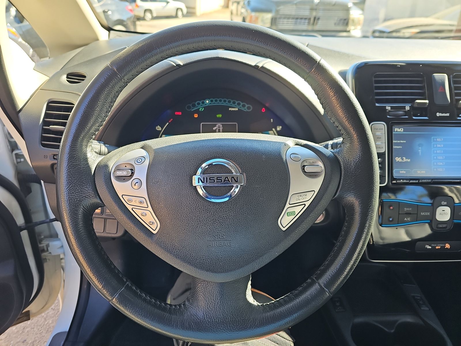 2015 Nissan LEAF SL FWD