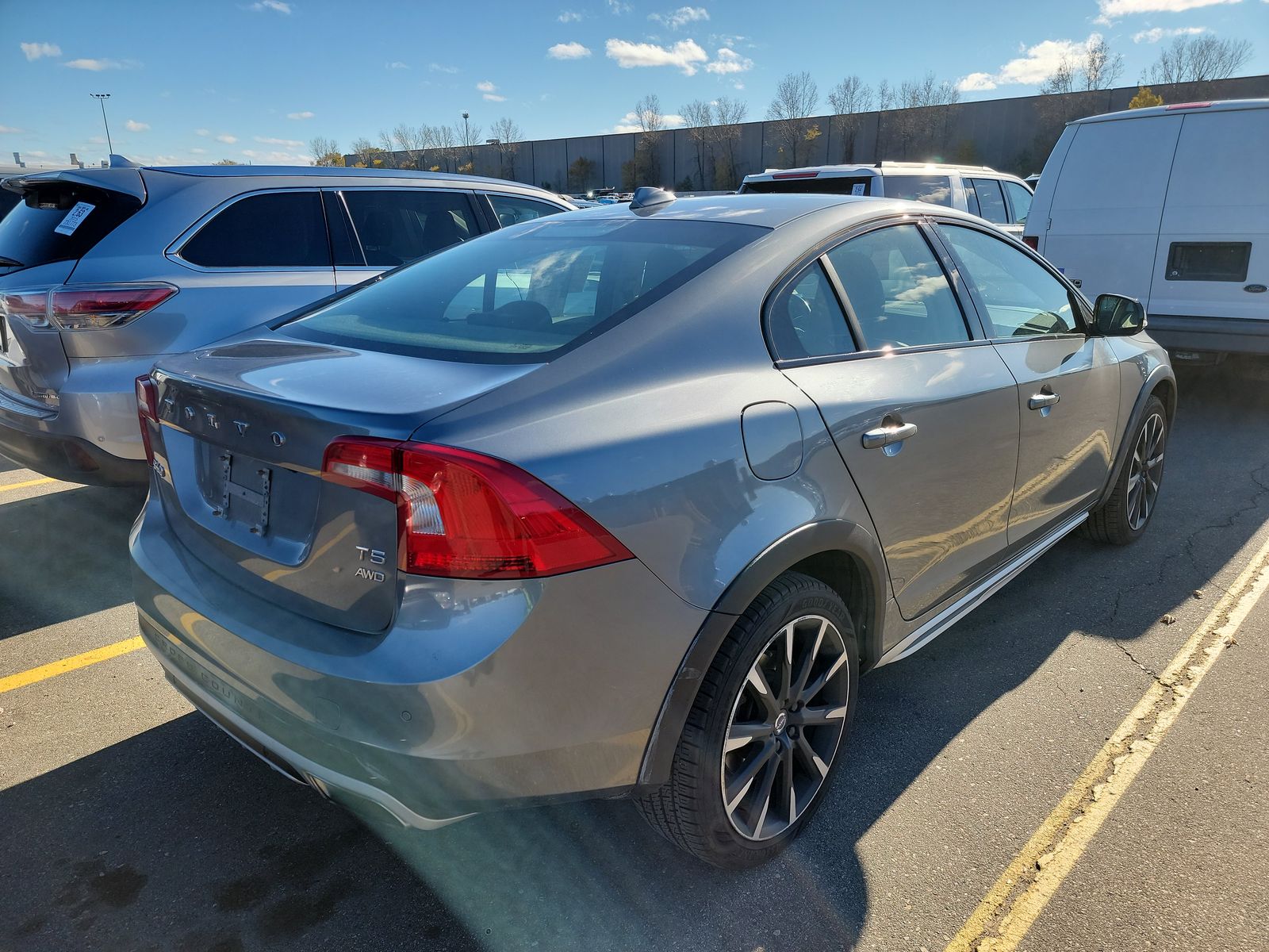 2017 Volvo S60 Cross Country T5 Platinum AWD