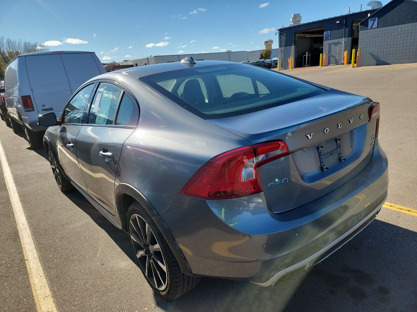2017 Volvo S60 Cross Country T5 Platinum AWD