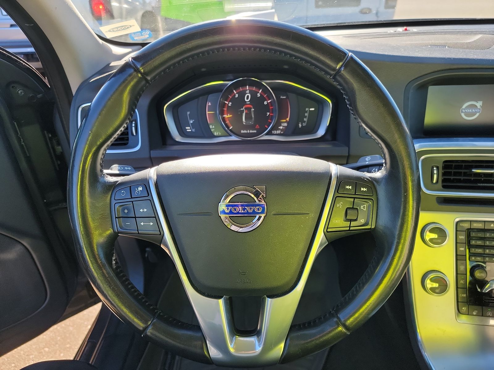 2017 Volvo S60 Cross Country T5 Platinum AWD