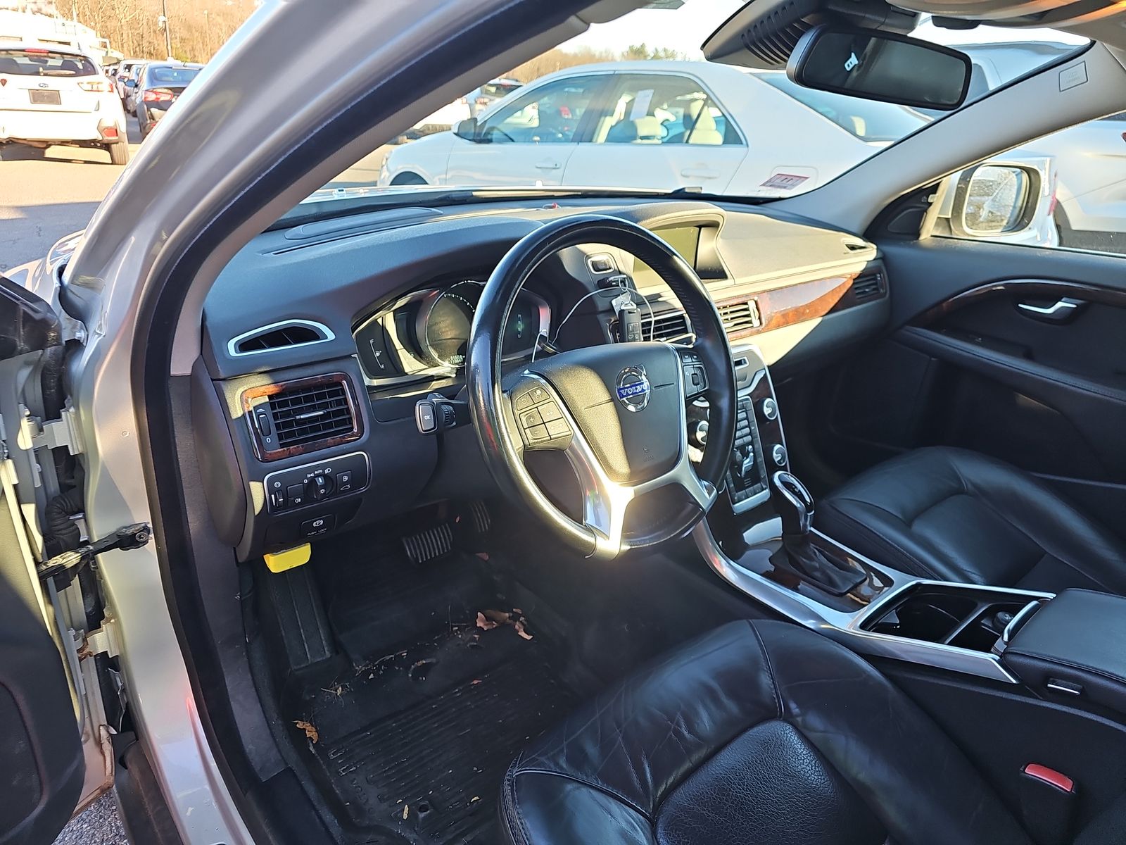 2015 Volvo XC70 T6 Premier Plus AWD