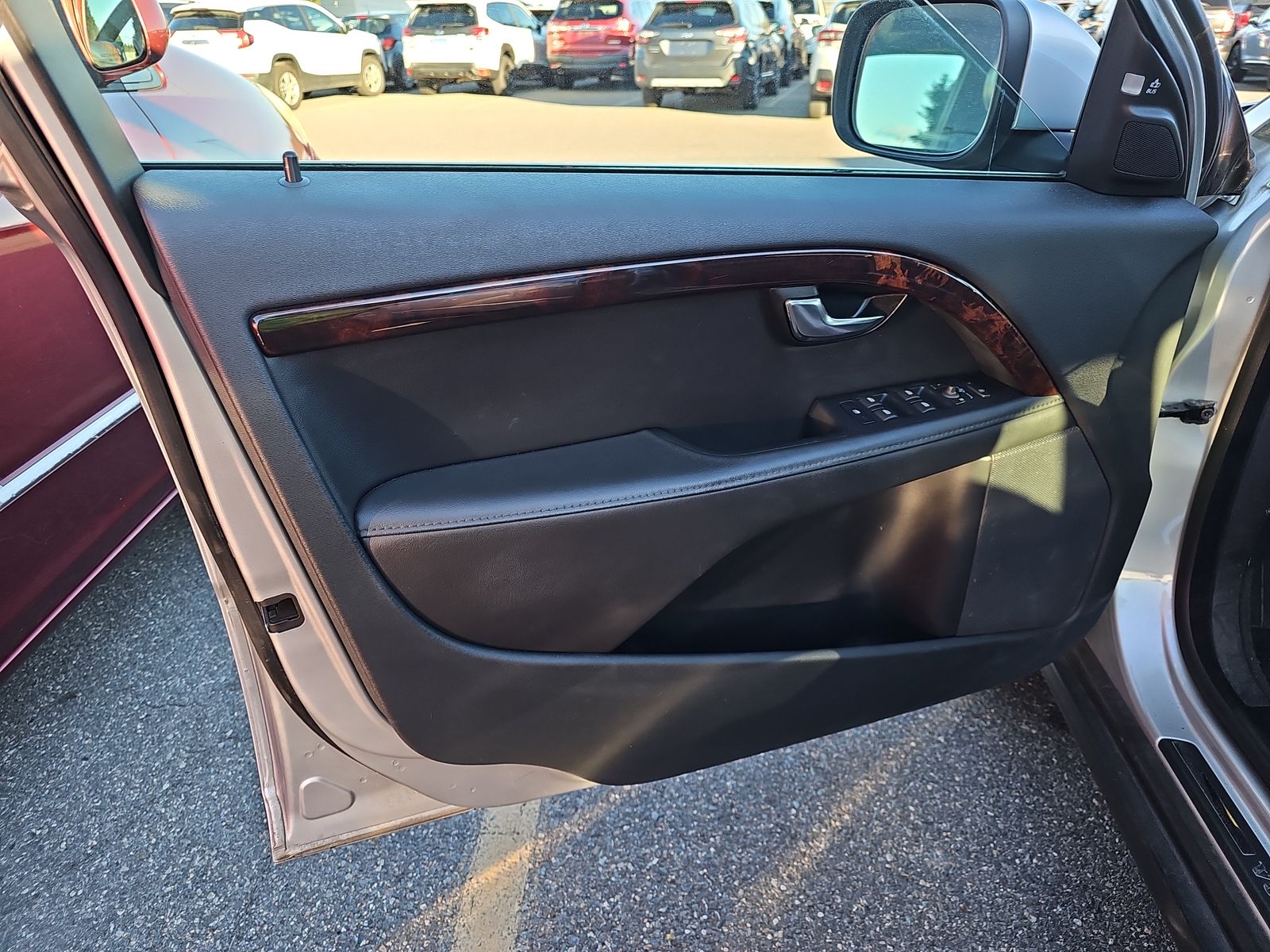 2015 Volvo XC70 T6 Premier Plus AWD