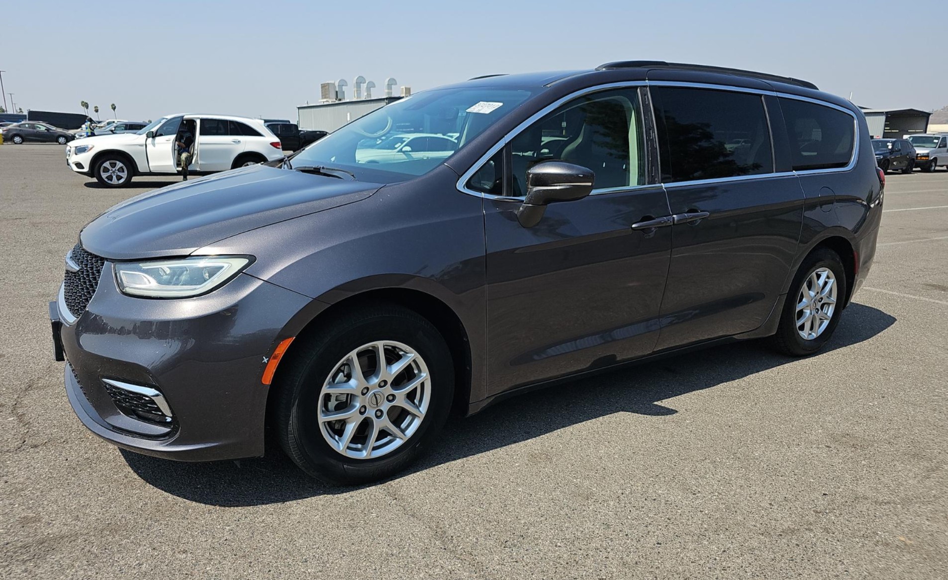 2022 Chrysler Pacifica Touring L 121.6