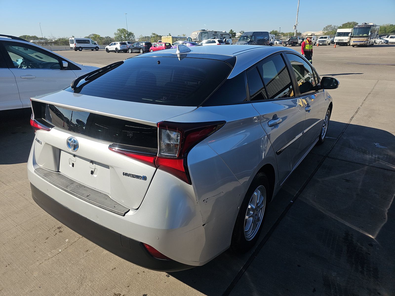 2020 Toyota Prius LE FWD