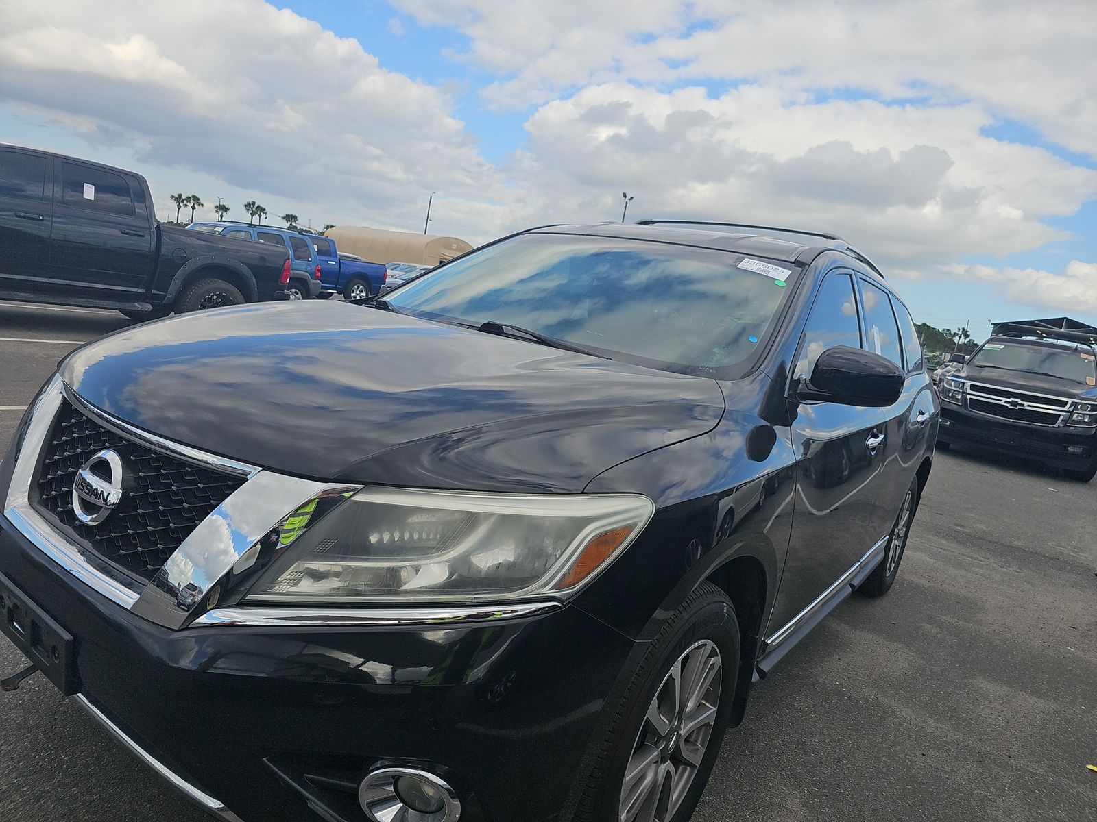 2015 Nissan Pathfinder SL
