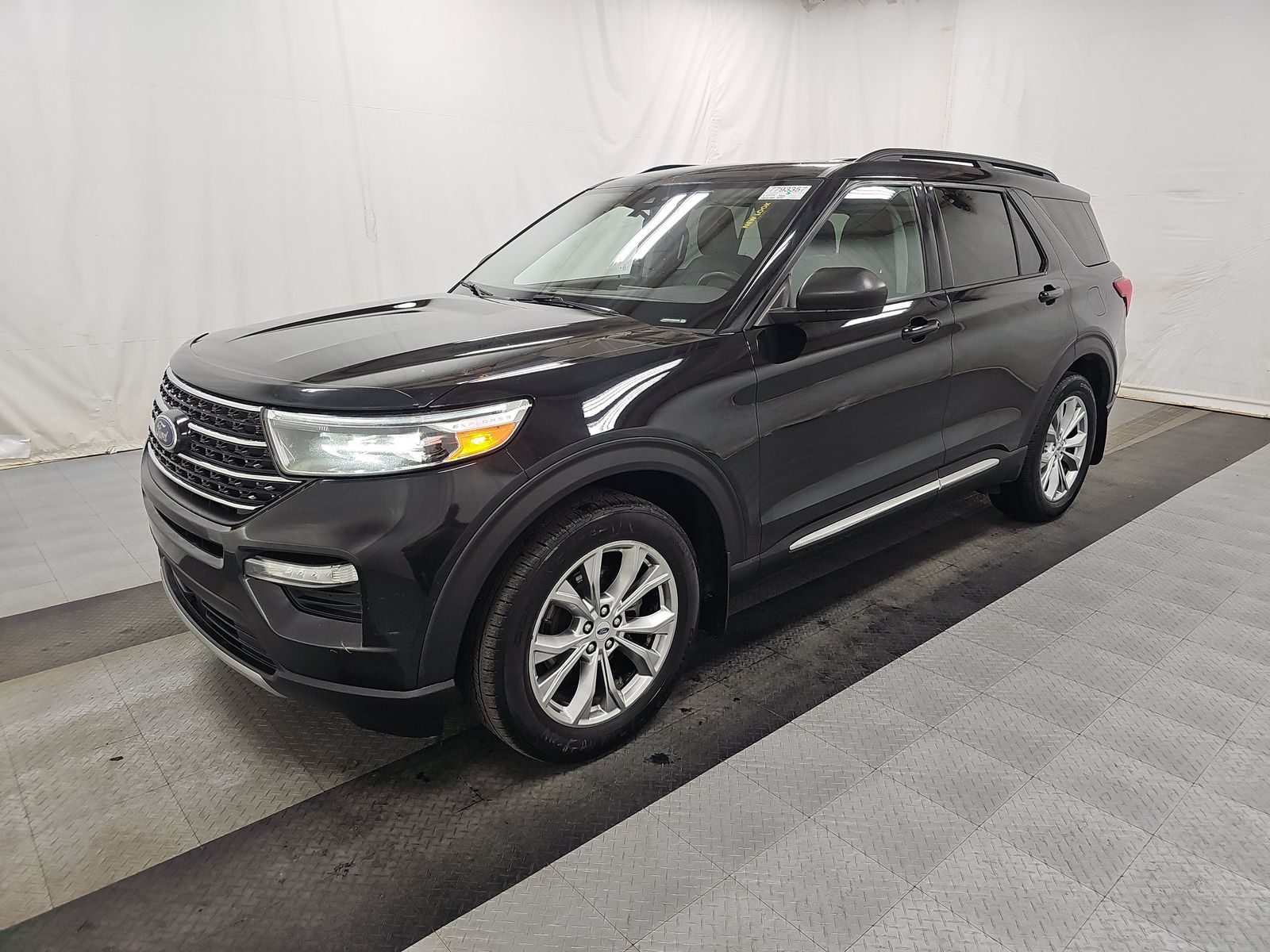 2021 Ford Explorer XLT AWD
