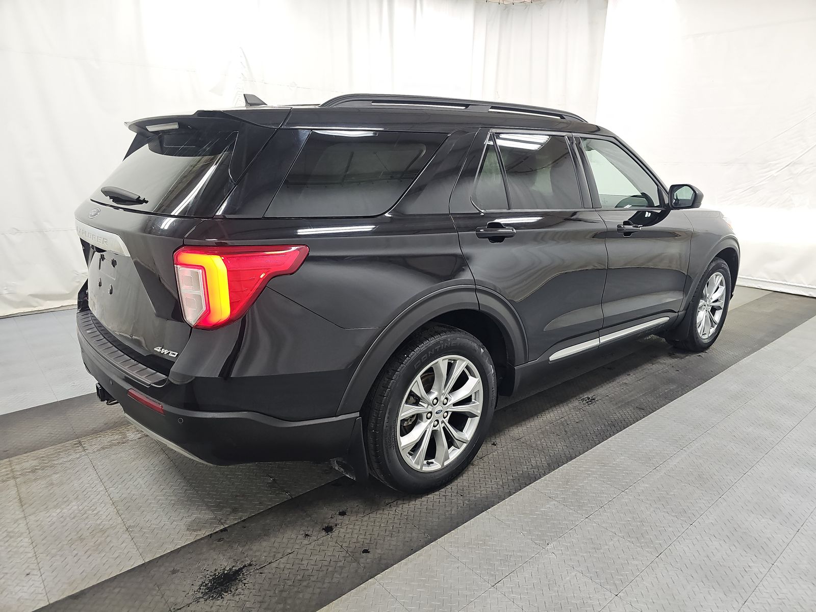 2021 Ford Explorer XLT AWD