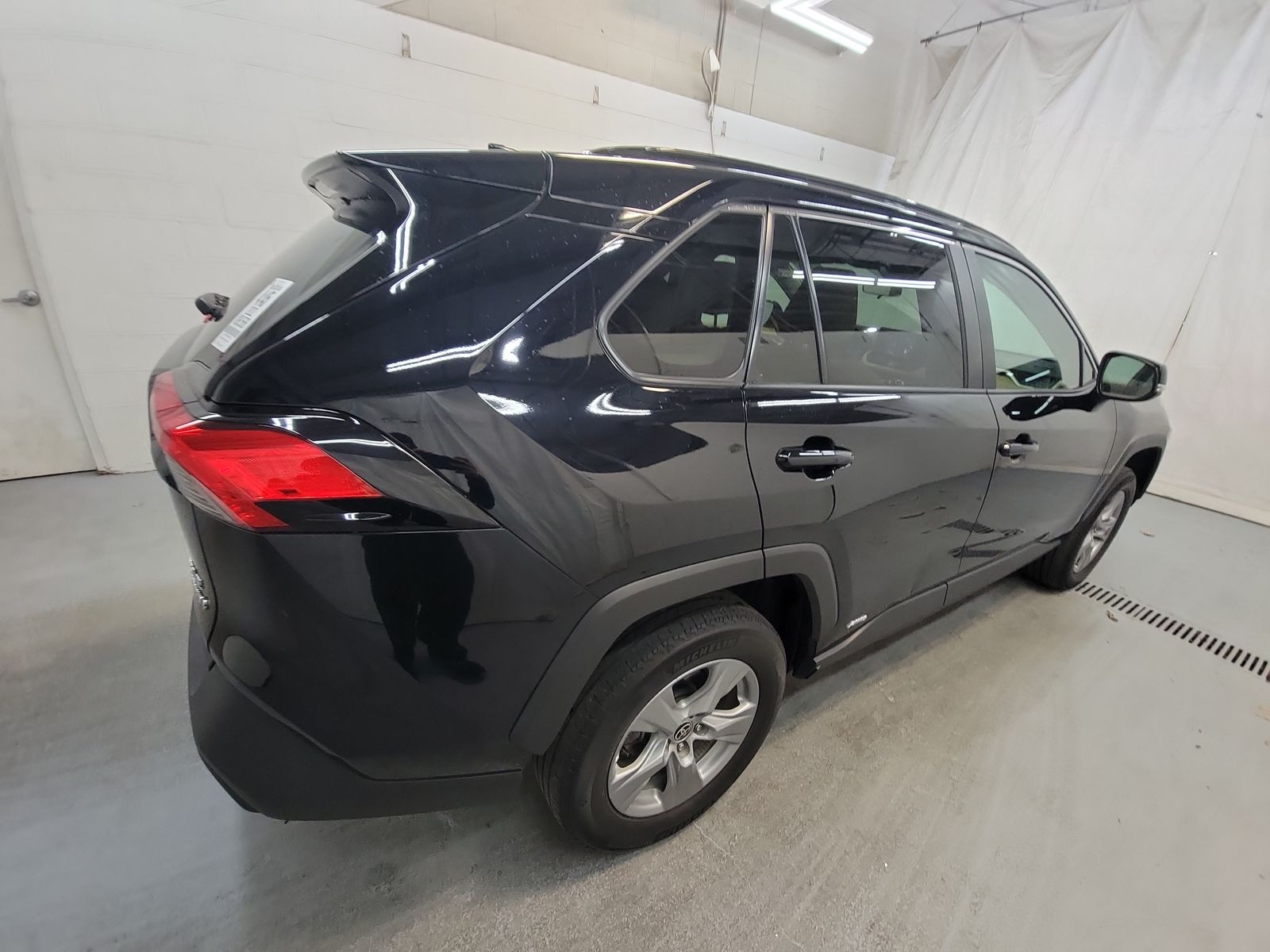 2022 Toyota RAV4 Hybrid XLE AWD