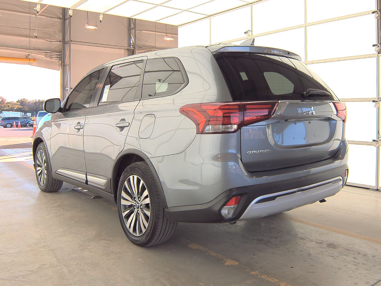 2020 Mitsubishi Outlander ES FWD