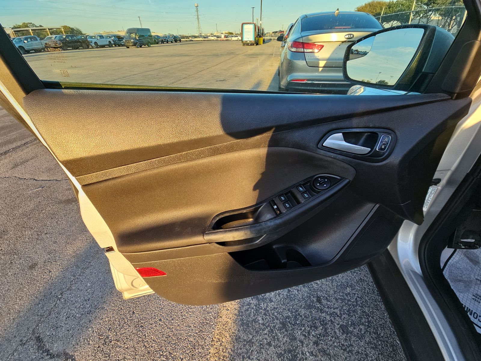 2018 Ford Focus SE FWD