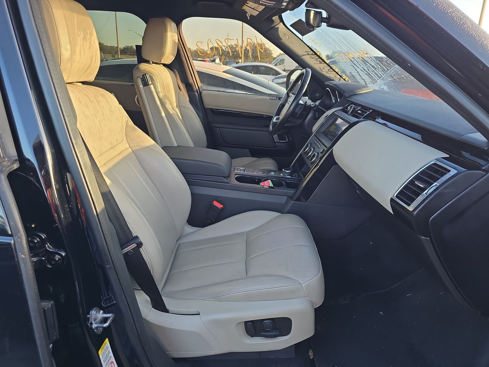 2019 Land Rover Discovery SE AWD