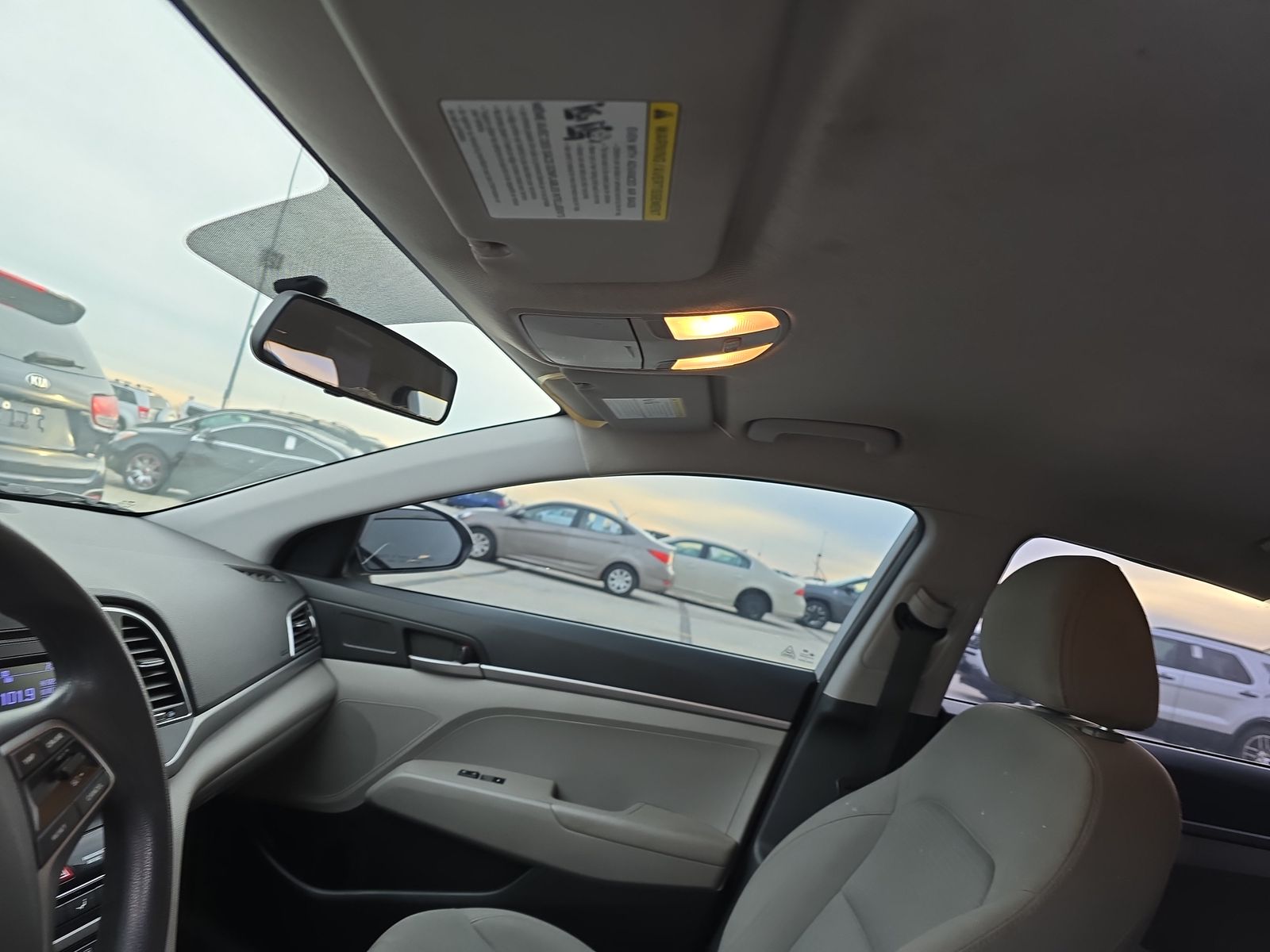 2017 Hyundai Elantra SE FWD