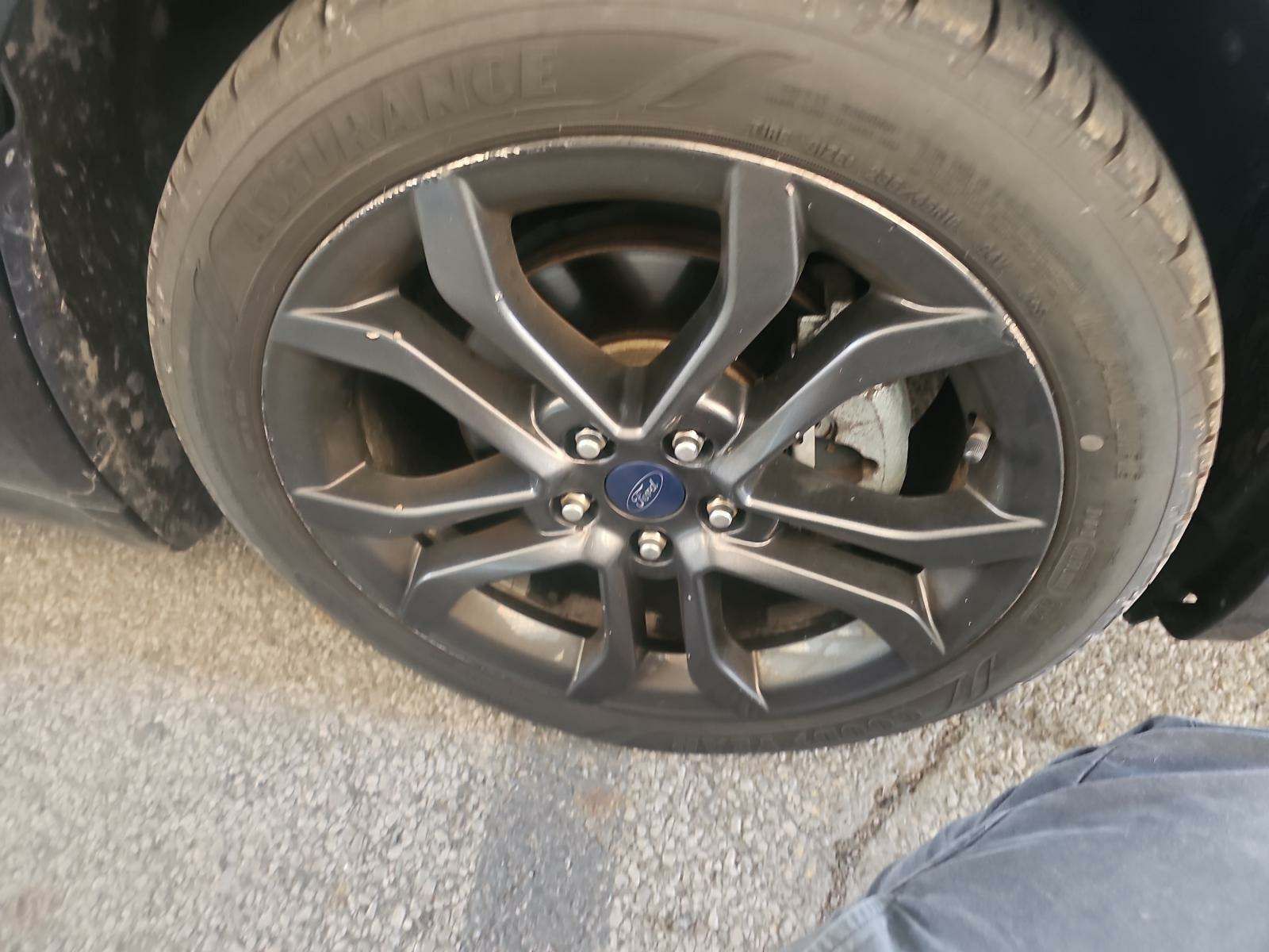 2018 Ford Fusion SE FWD