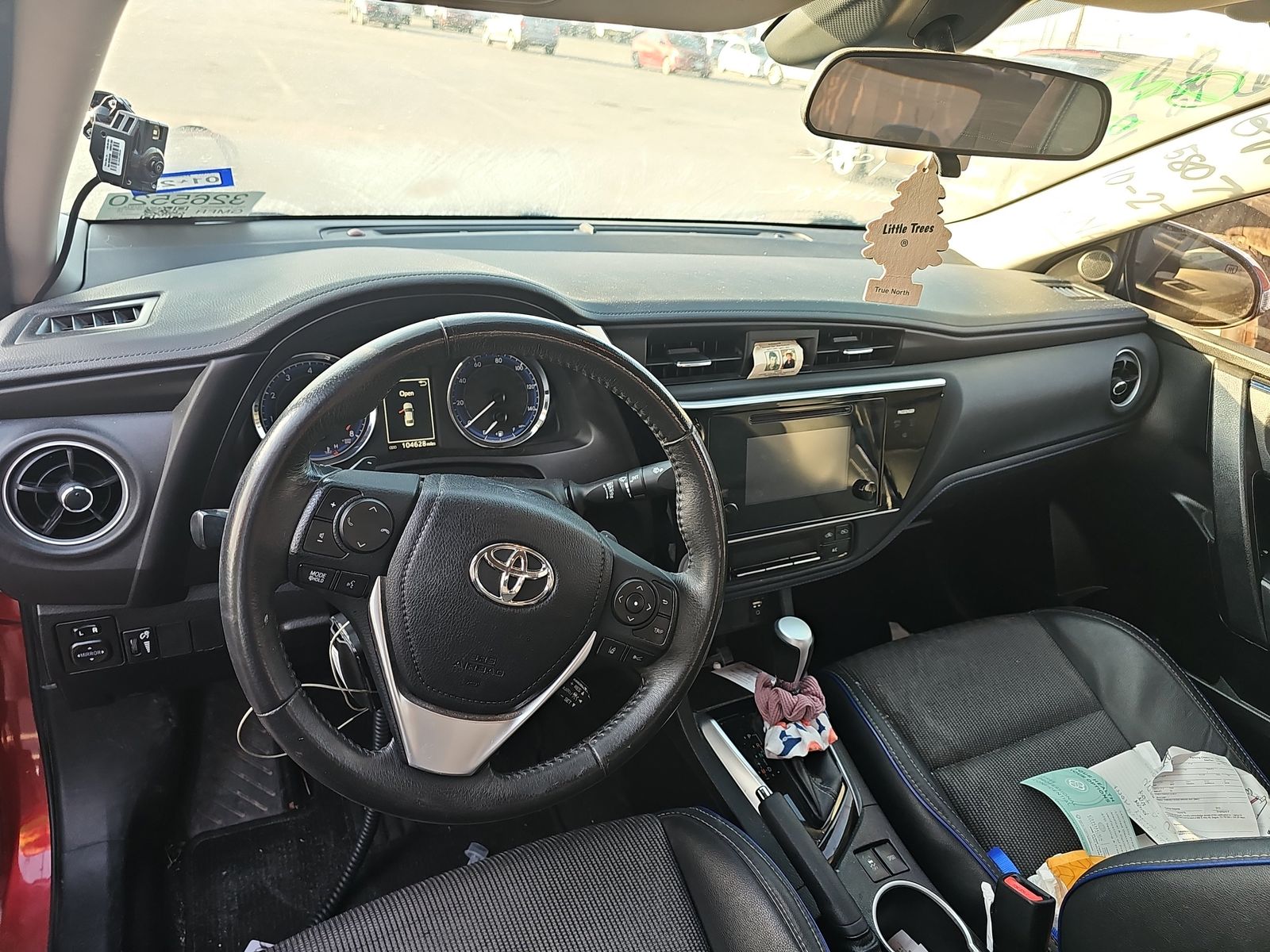 2017 Toyota Corolla SE FWD
