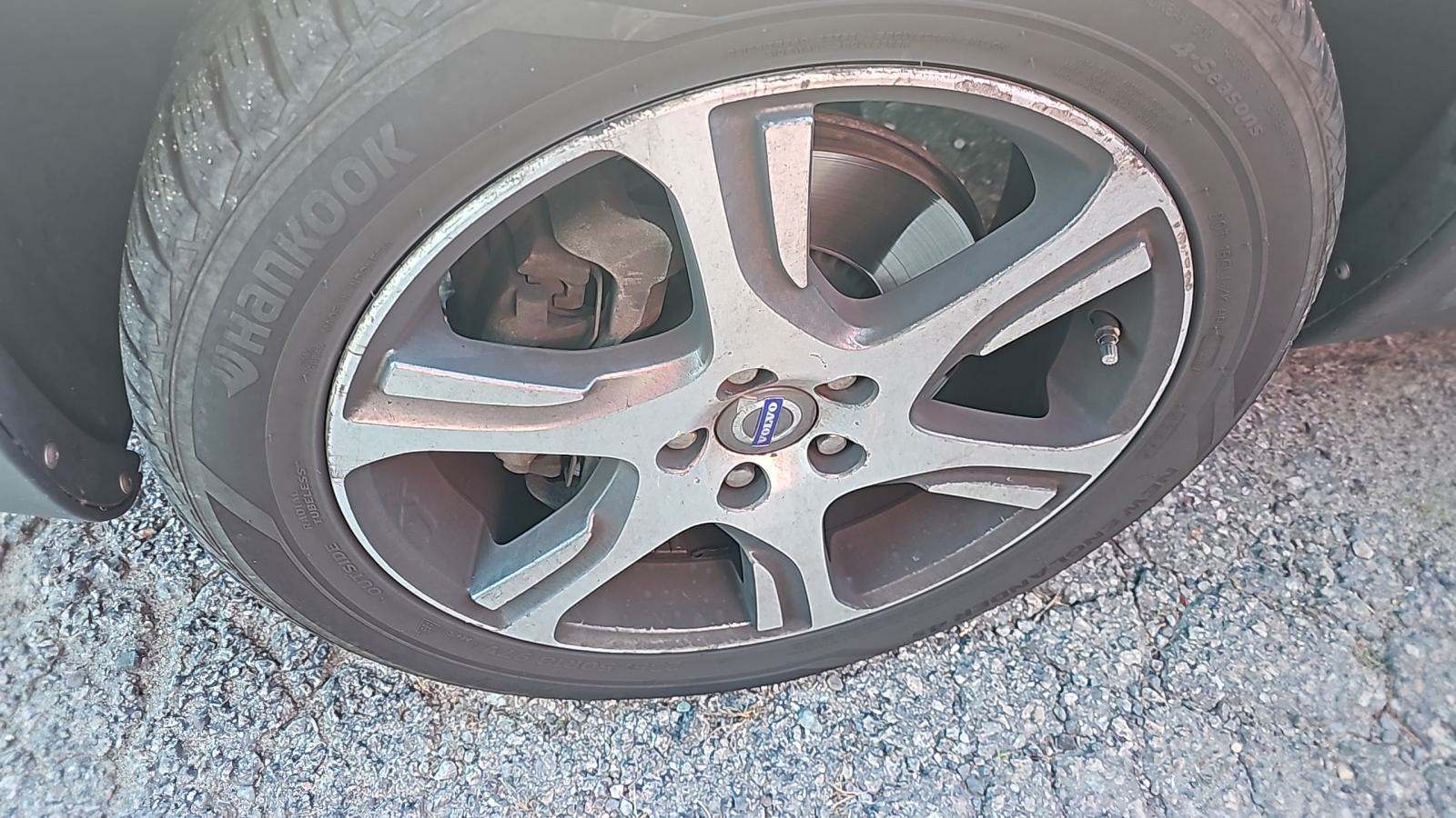 2015 Volvo XC70 T6 Premier Plus AWD