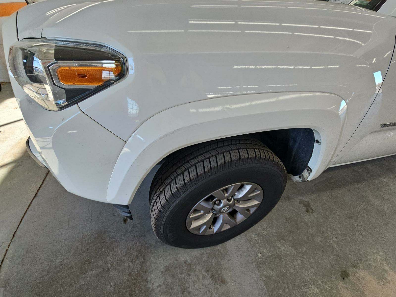 2016 Toyota Tacoma SR5 AWD