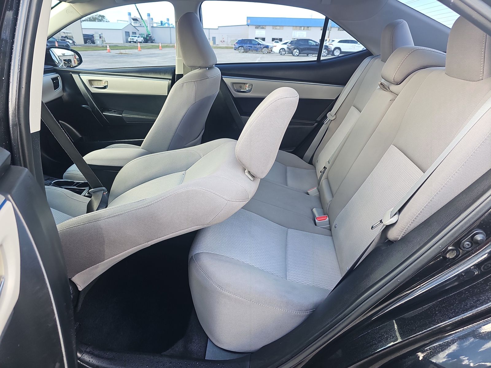 2016 Toyota Corolla LE FWD