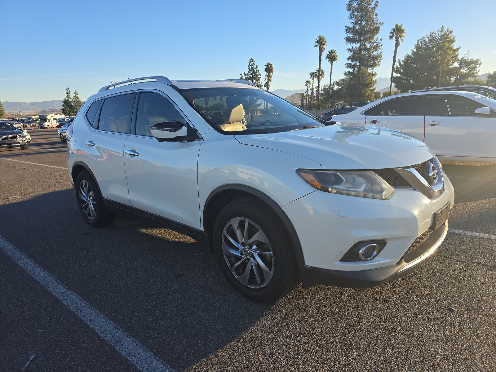 2016 Nissan Rogue SL FWD