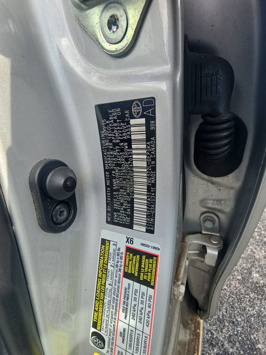 2015 Toyota Corolla L FWD