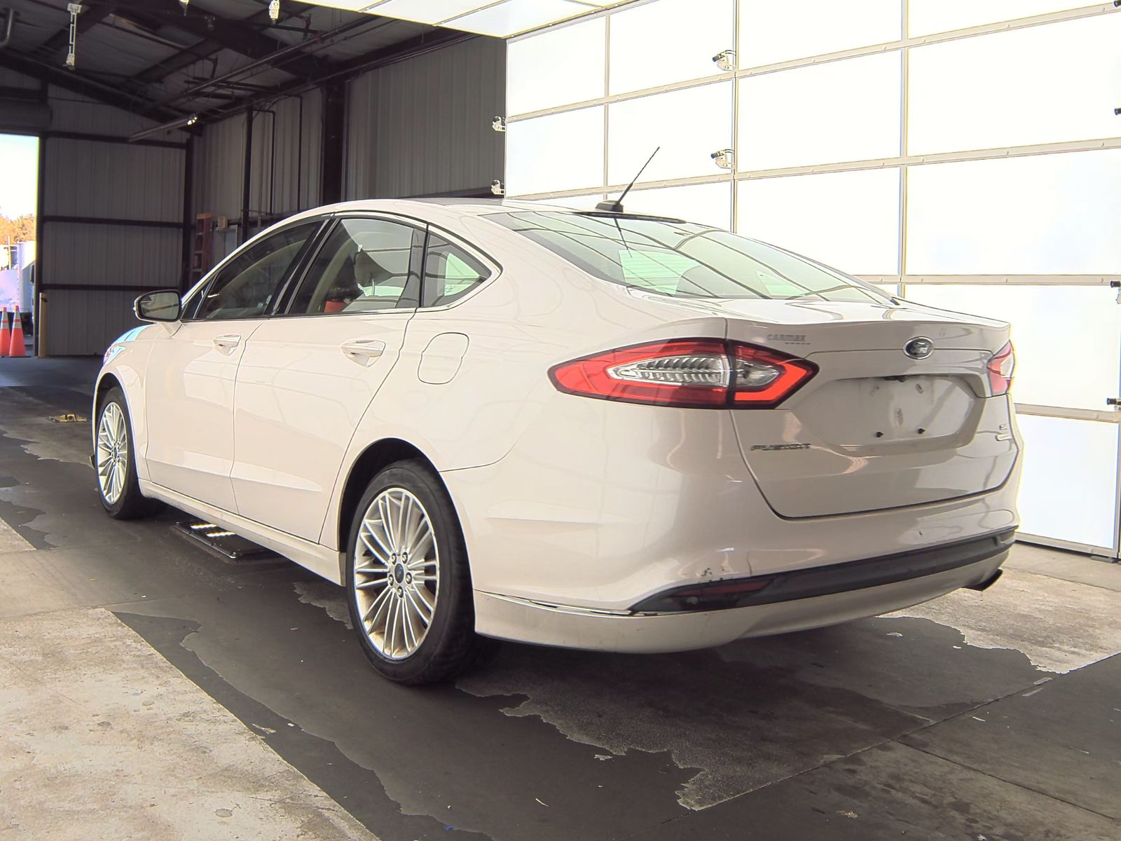 2014 Ford Fusion SE FWD