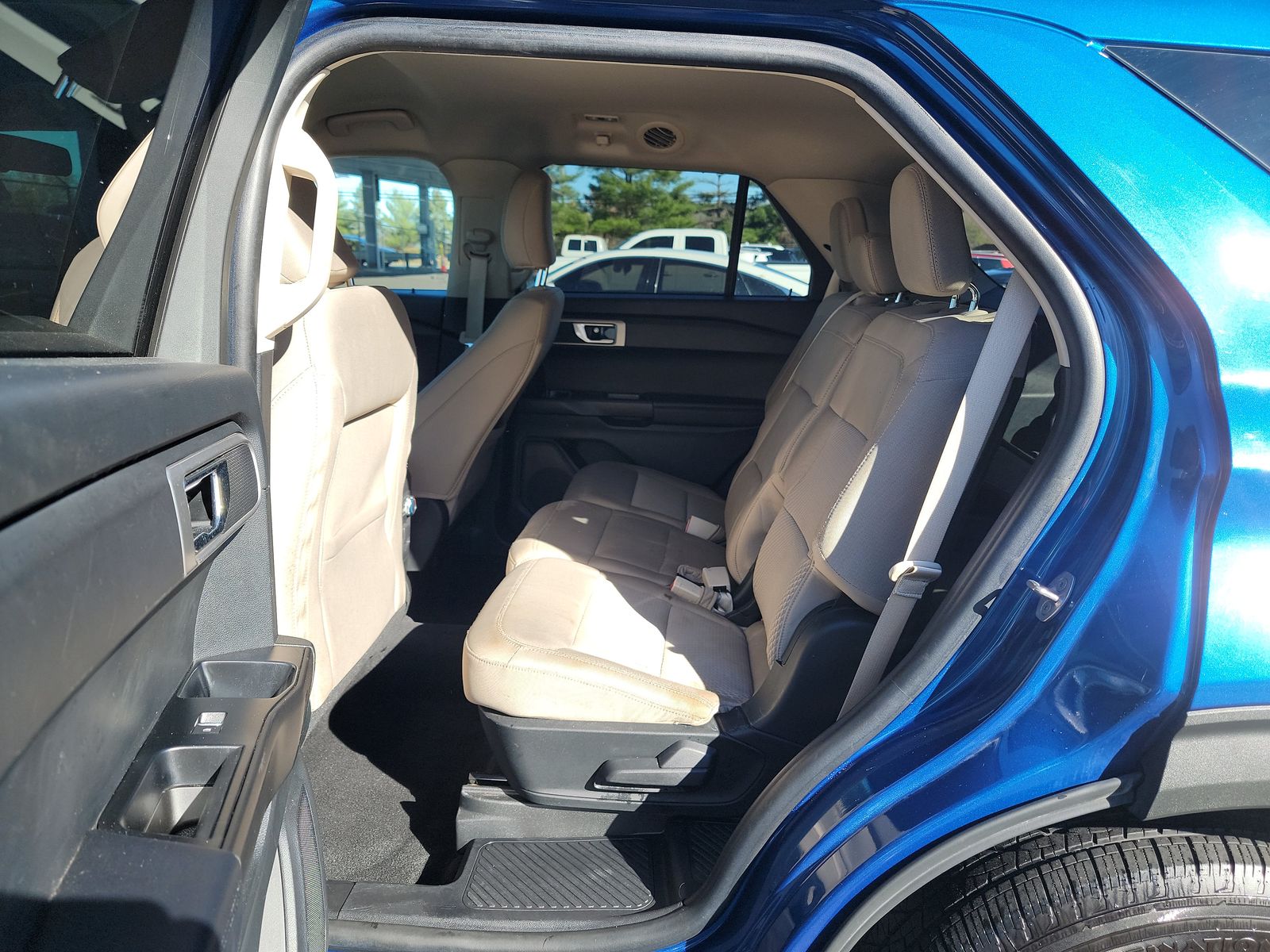 2022 Ford Explorer Base AWD