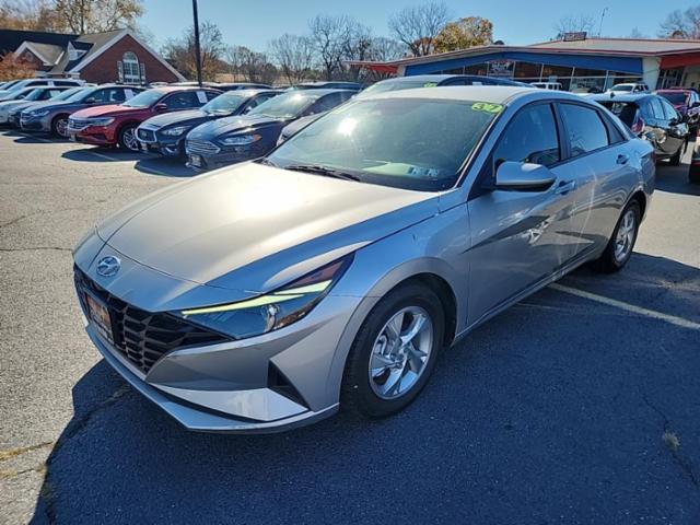2021 Hyundai Elantra SE