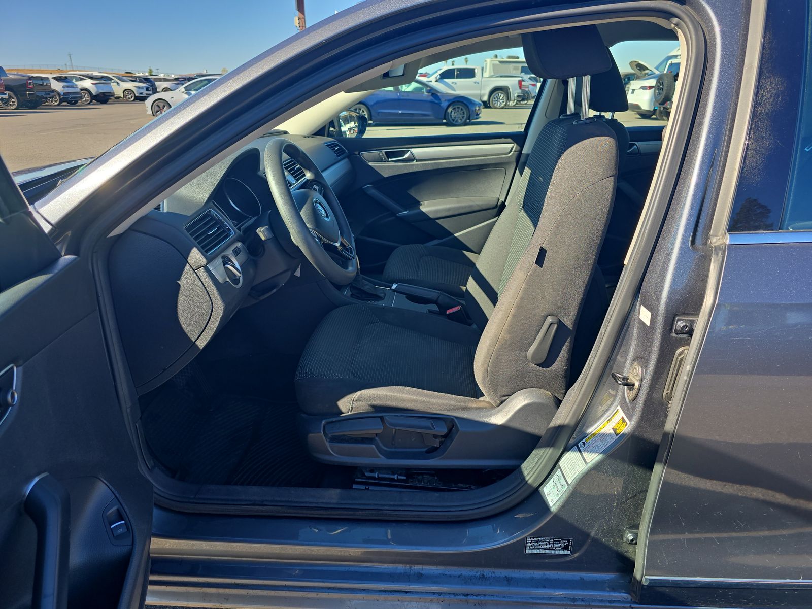 2017 Volkswagen Passat 1.8T S FWD