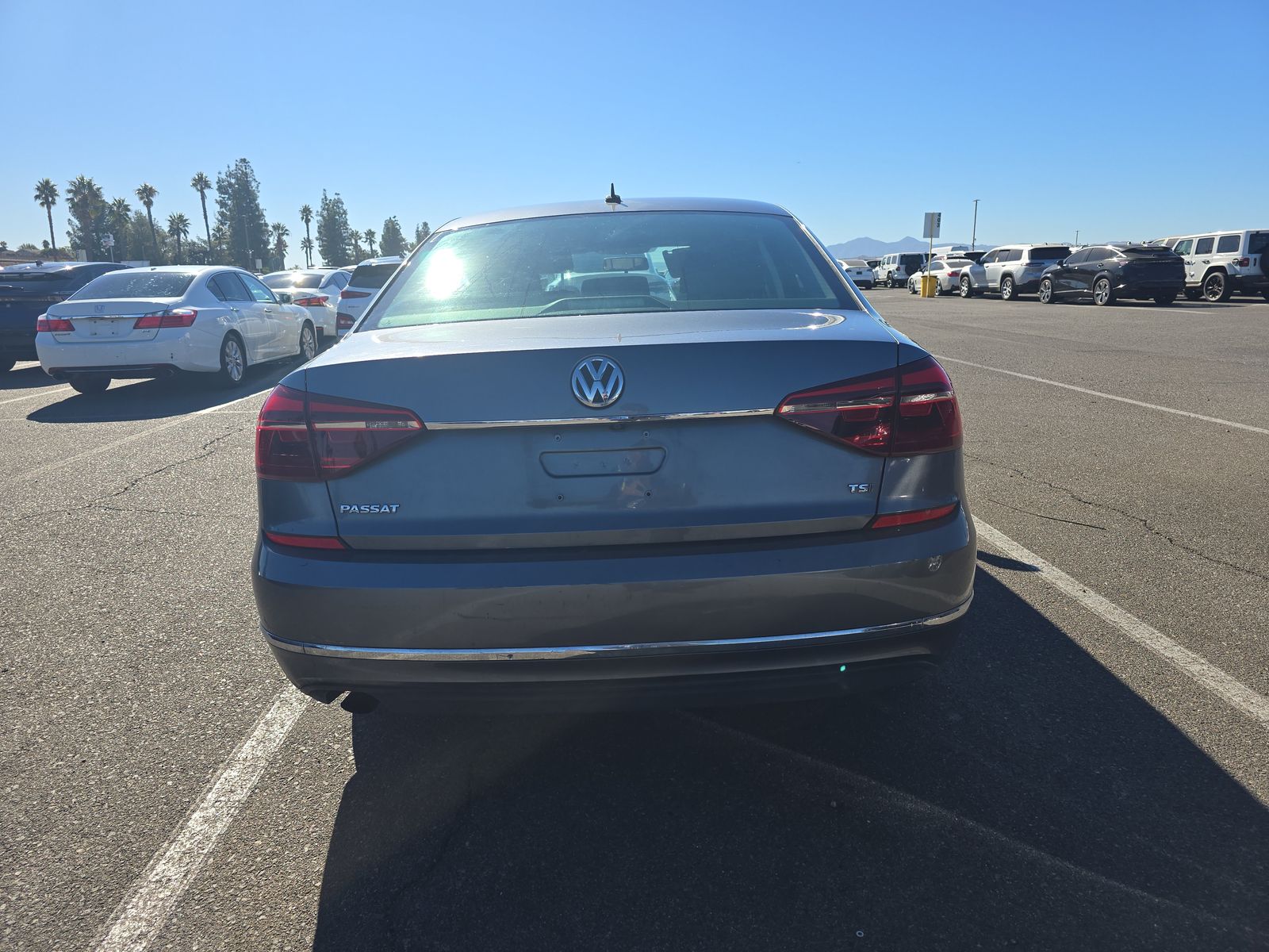 2017 Volkswagen Passat 1.8T S FWD