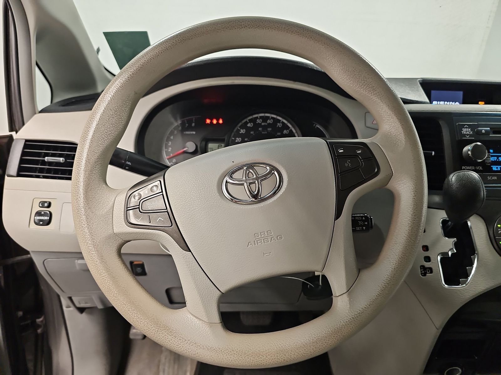 2011 Toyota Sienna LE FWD