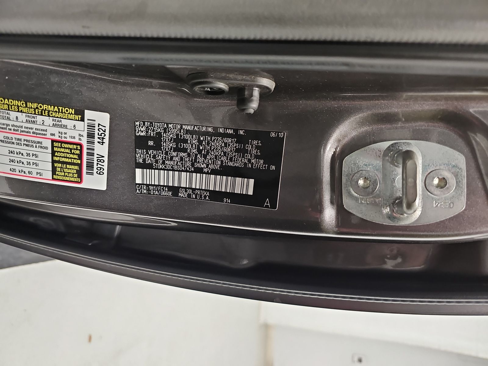 2011 Toyota Sienna LE FWD