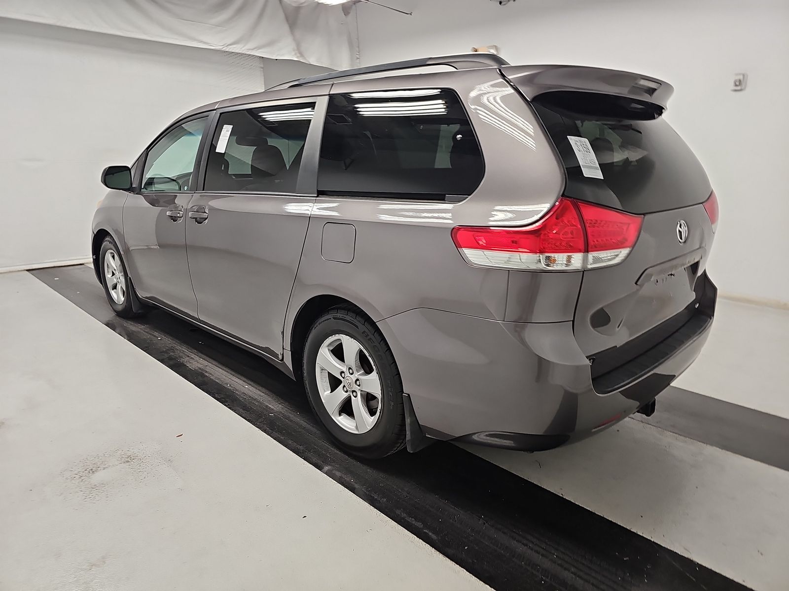 2011 Toyota Sienna LE FWD