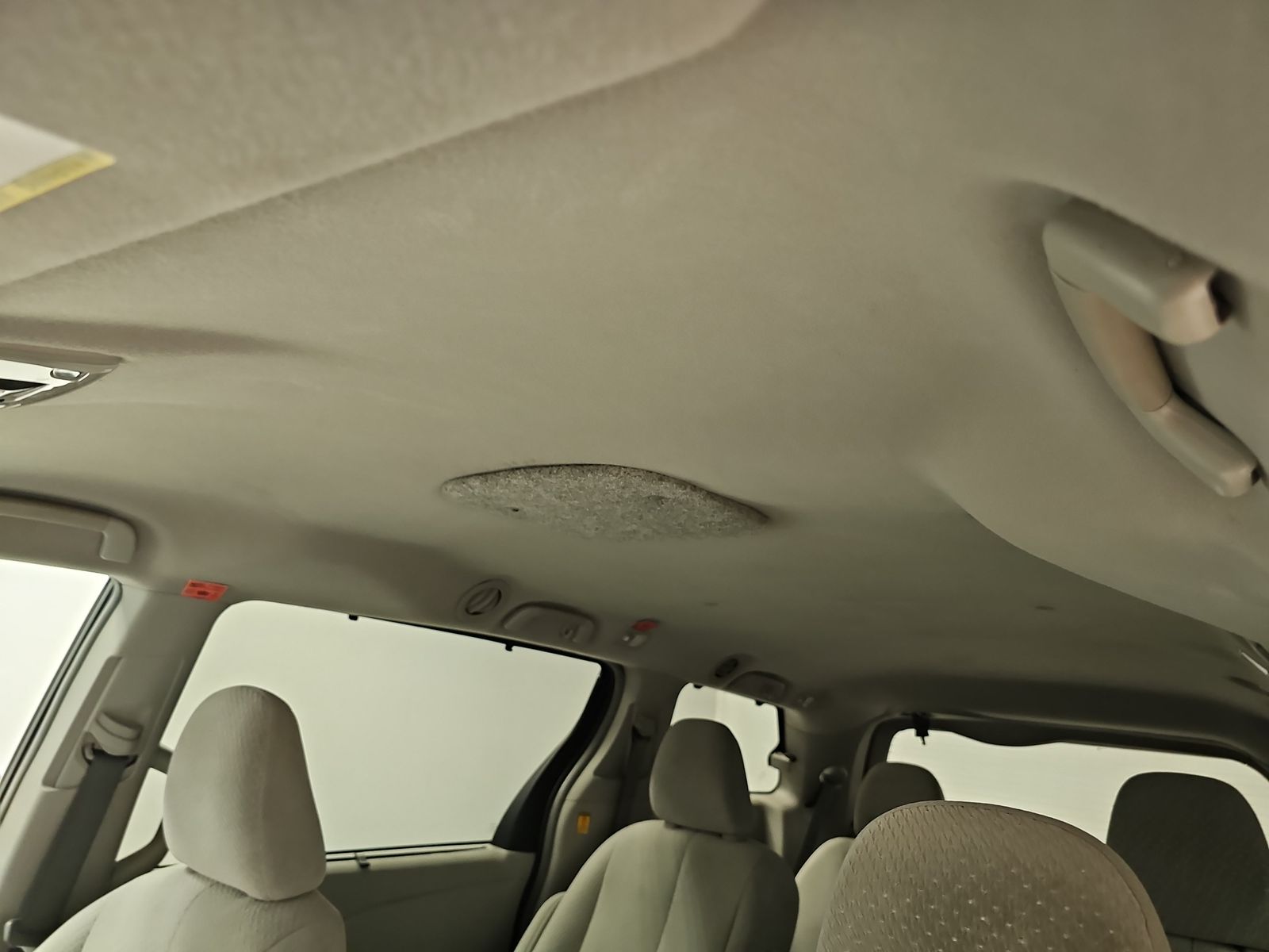 2011 Toyota Sienna LE FWD