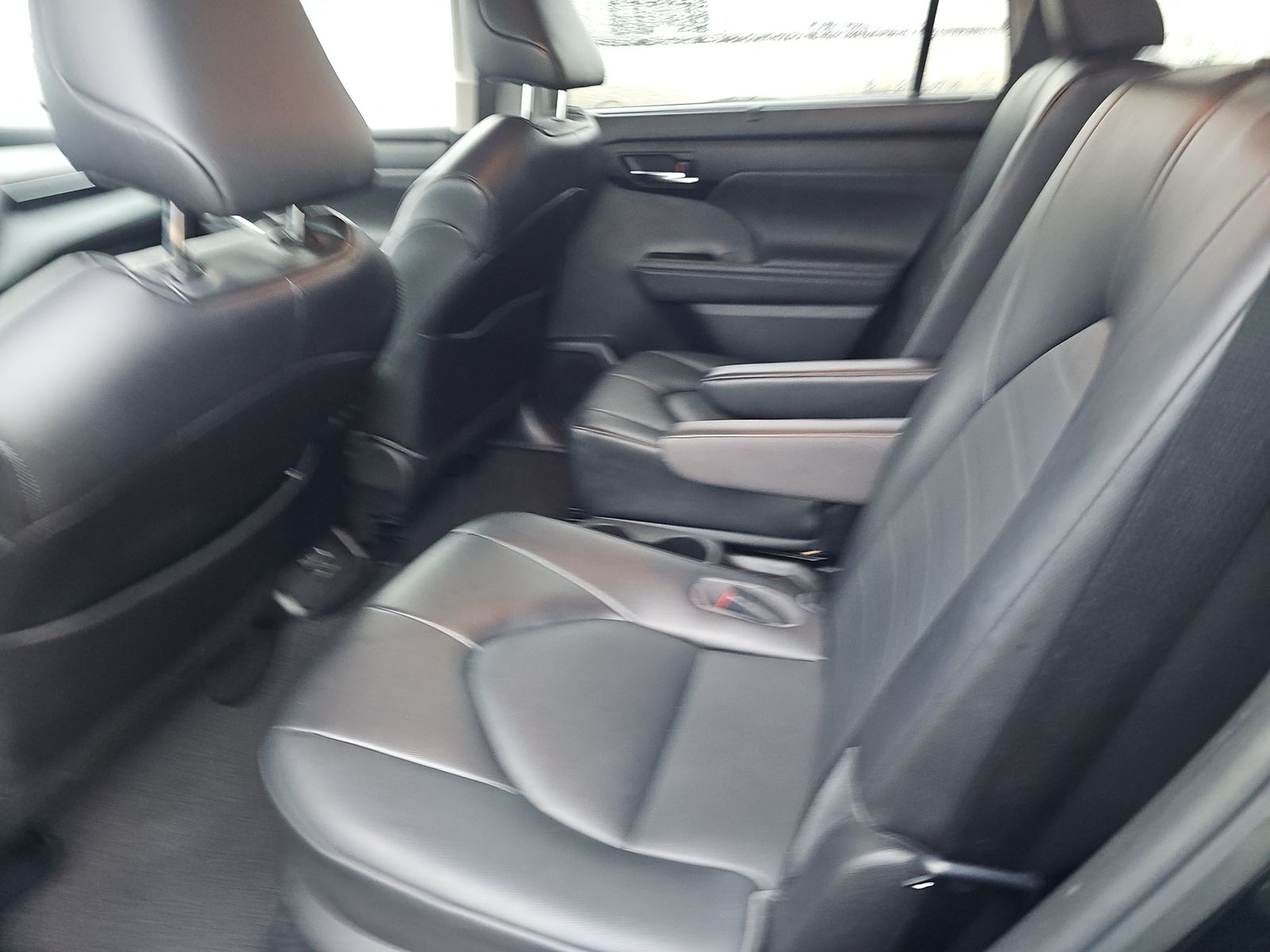 2022 Toyota Highlander Hybrid XLE AWD