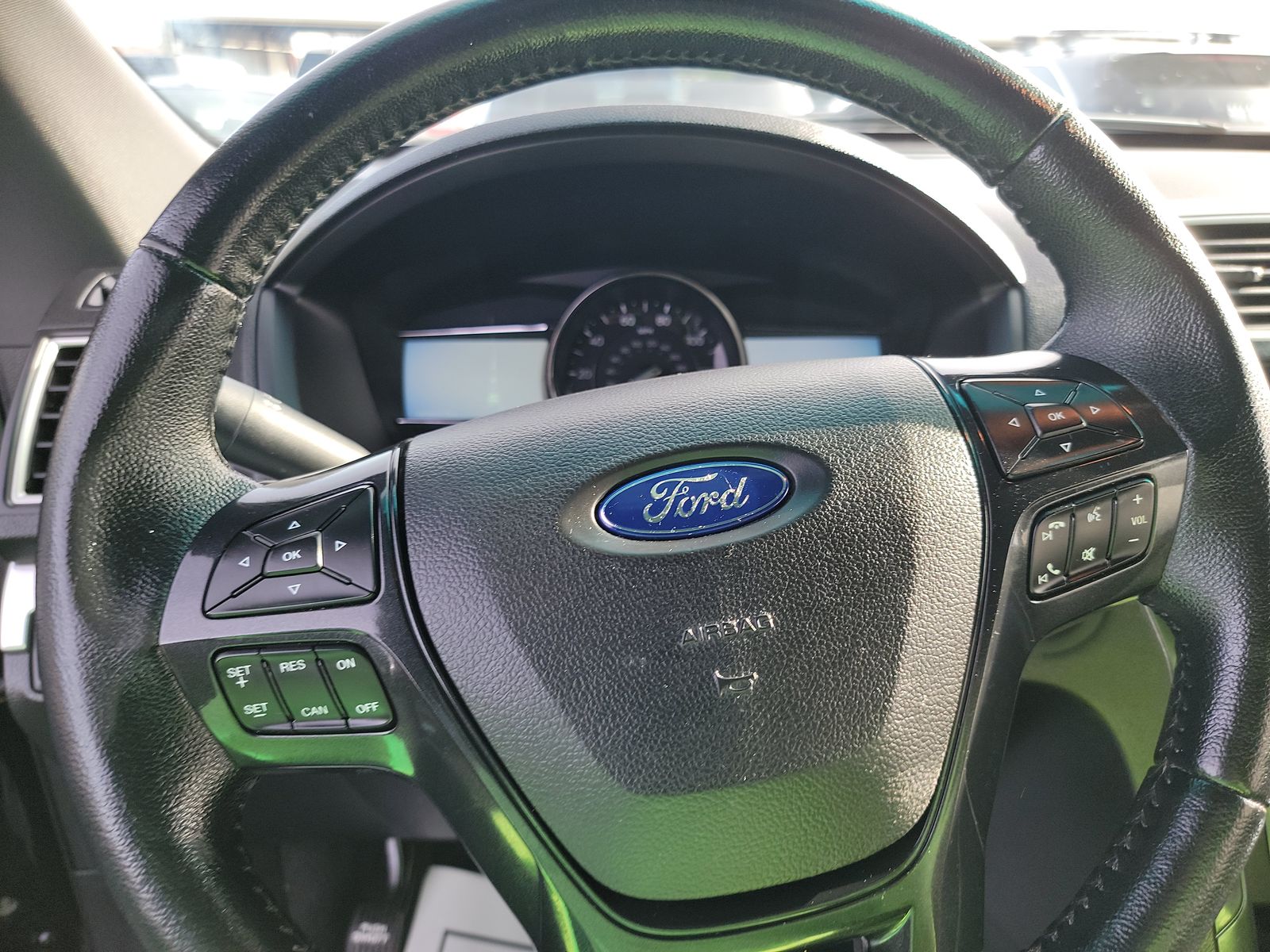 2017 Ford Explorer XLT FWD