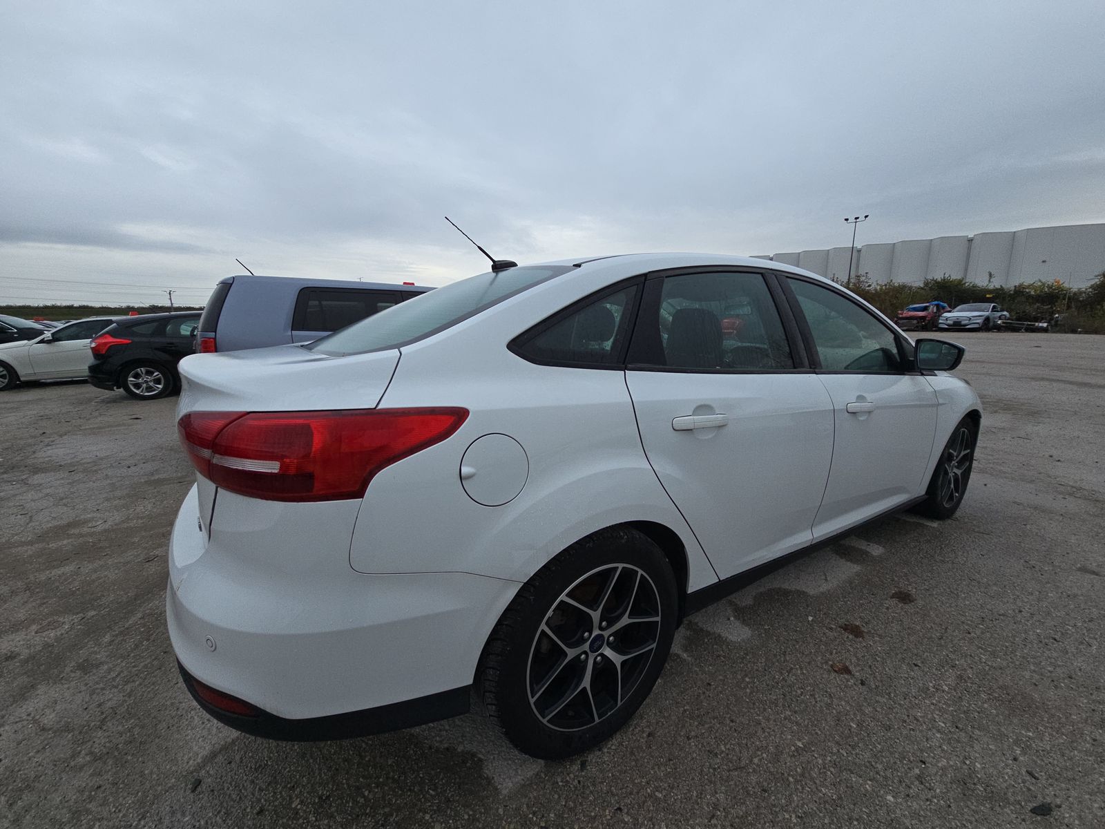 2017 Ford Focus SEL FWD