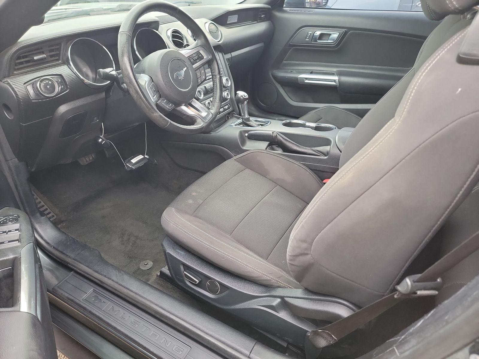 2016 Ford Mustang V6 RWD