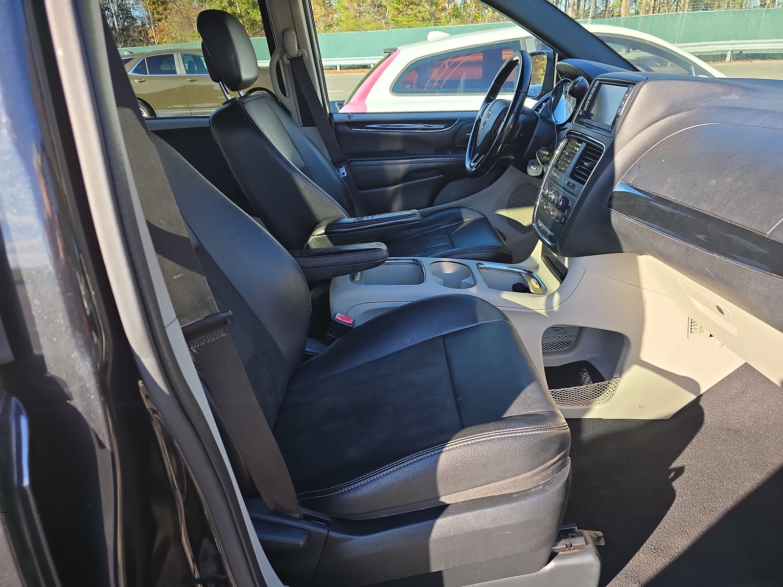 2019 Dodge Grand Caravan SXT FWD