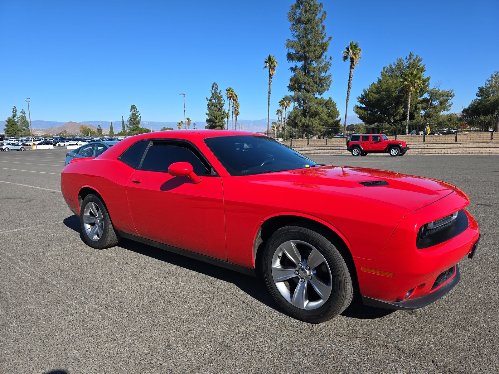 2019 Dodge Challenger SXT RWD