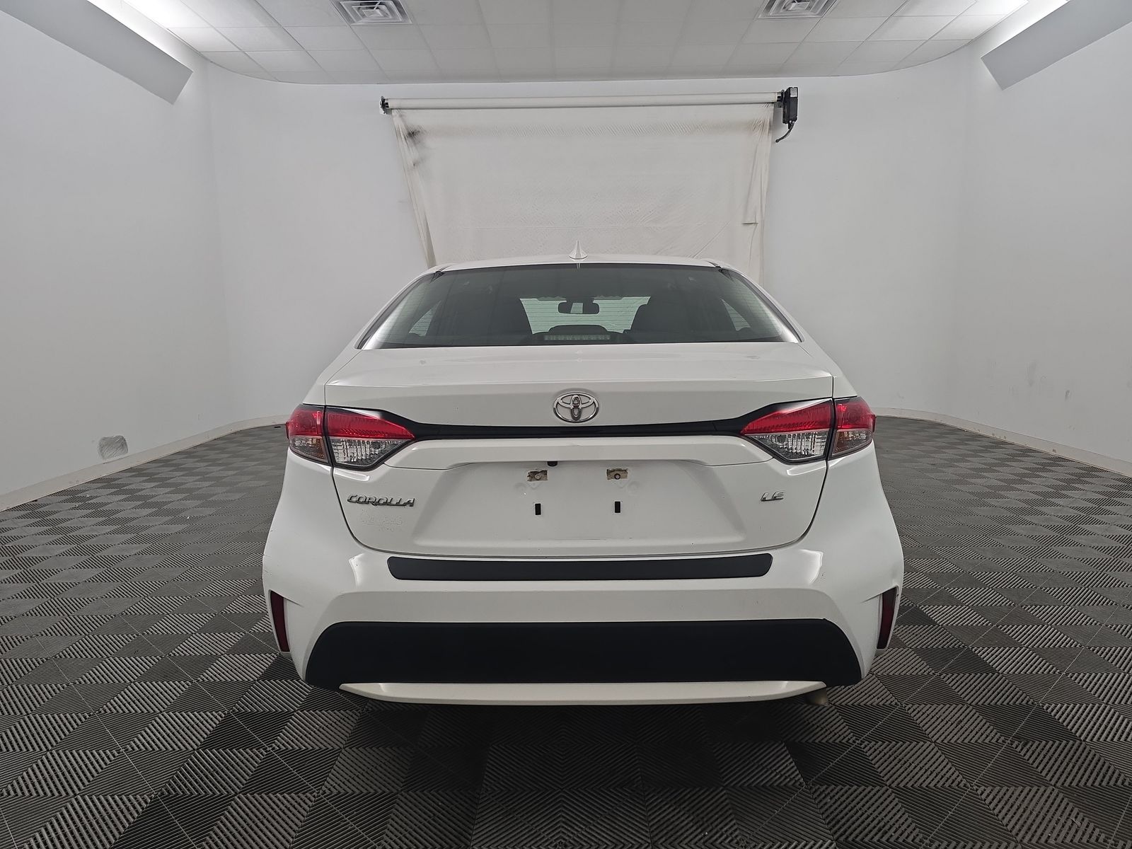 2020 Toyota Corolla LE FWD