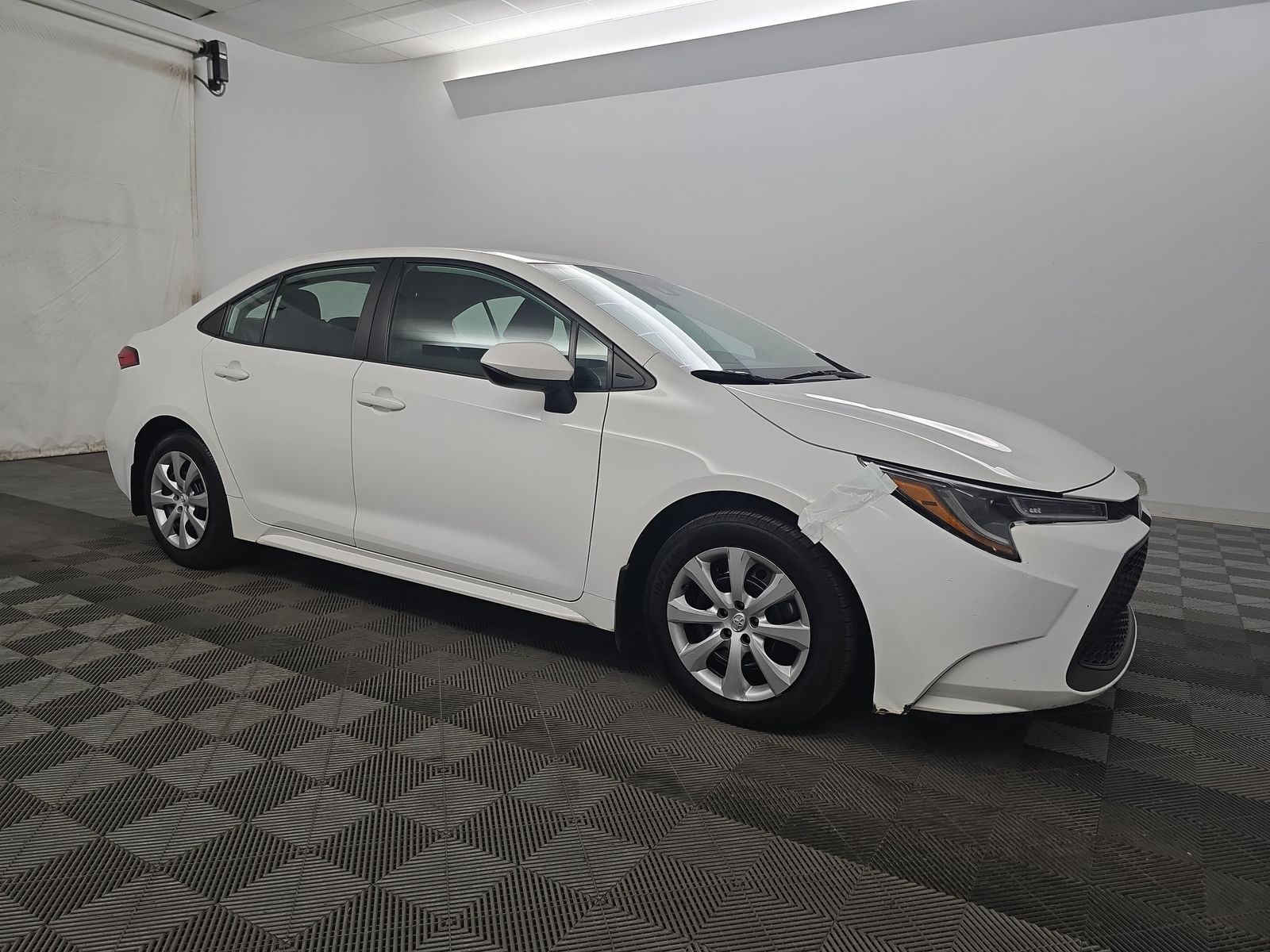 2020 Toyota Corolla LE FWD